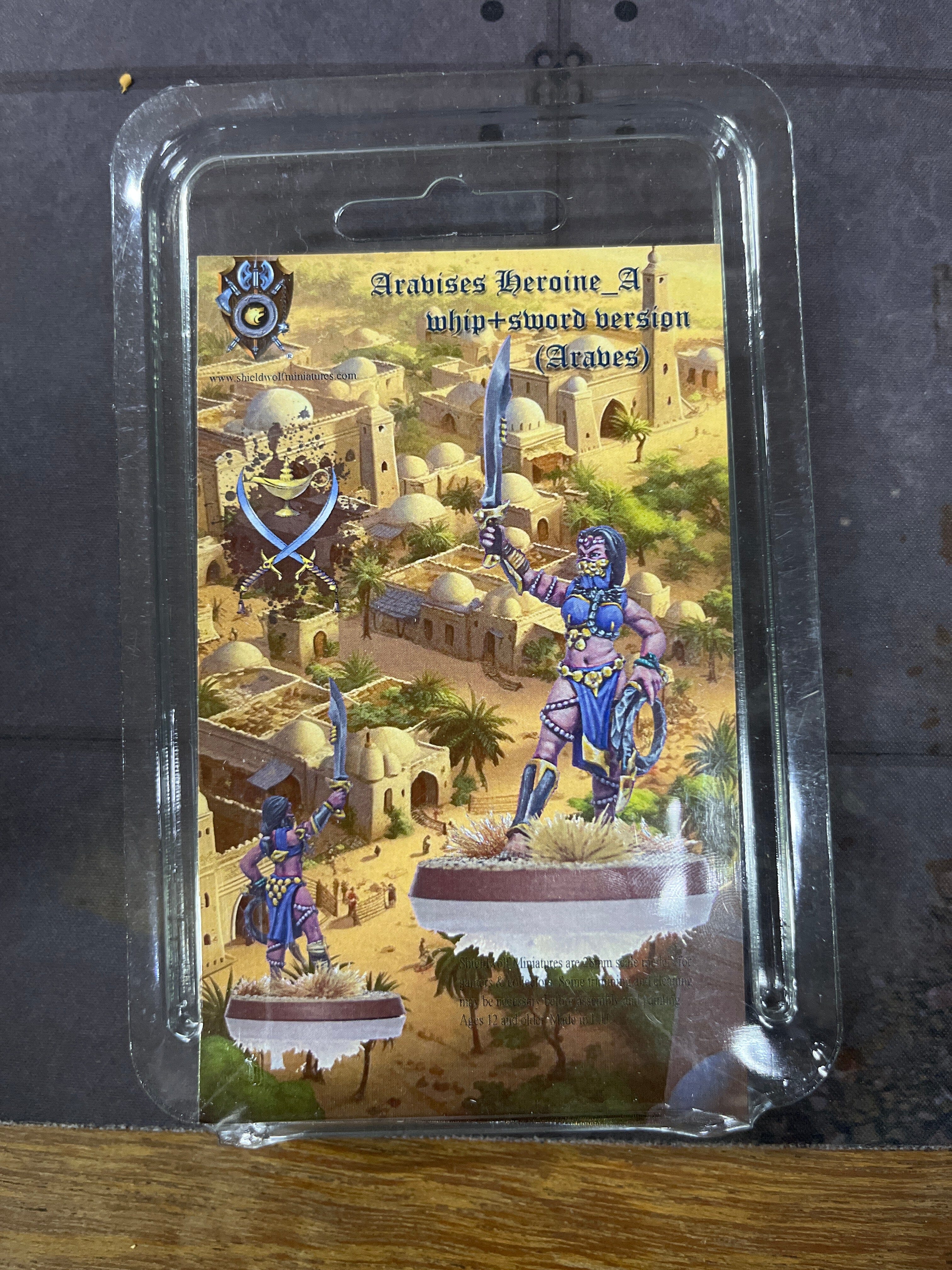 Araves: Heroine A (whip & sword version) Miniatures Shieldwolf Miniatures