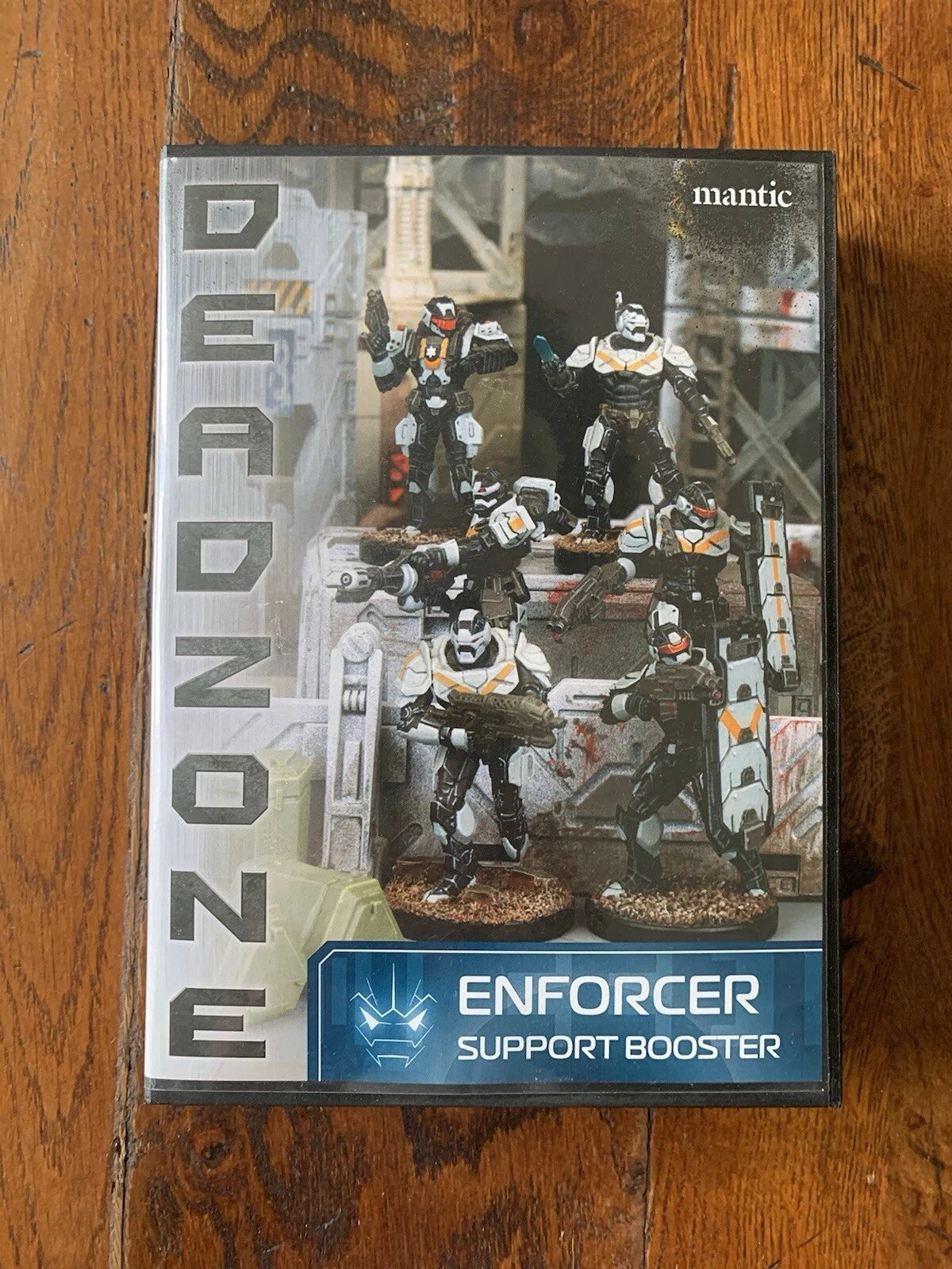 Deadzone - Enforcer Support Booster Miniatures Mantic 