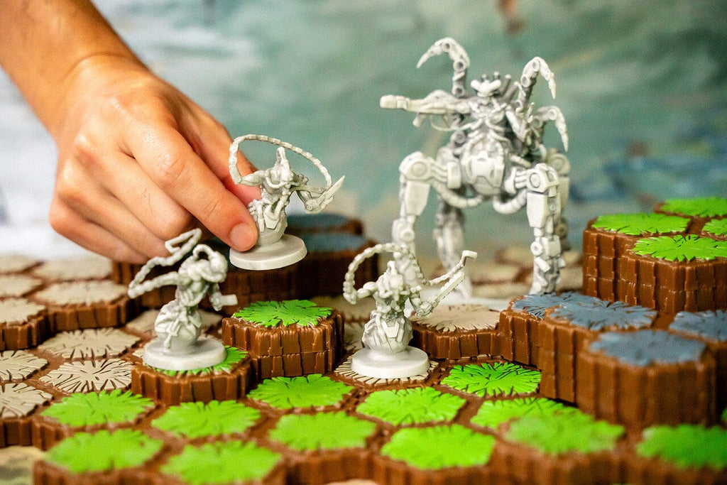 Heroscape: Revna's Rebuke: Iron Lich Viscerot and Necrotech Wraithriders Army Expansion Board Games Renegade Games Studios