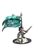 Krumvaal Northern Alliance: Shieldmaiden Army Banner Bearer Miniatures Shieldwolf Miniatures