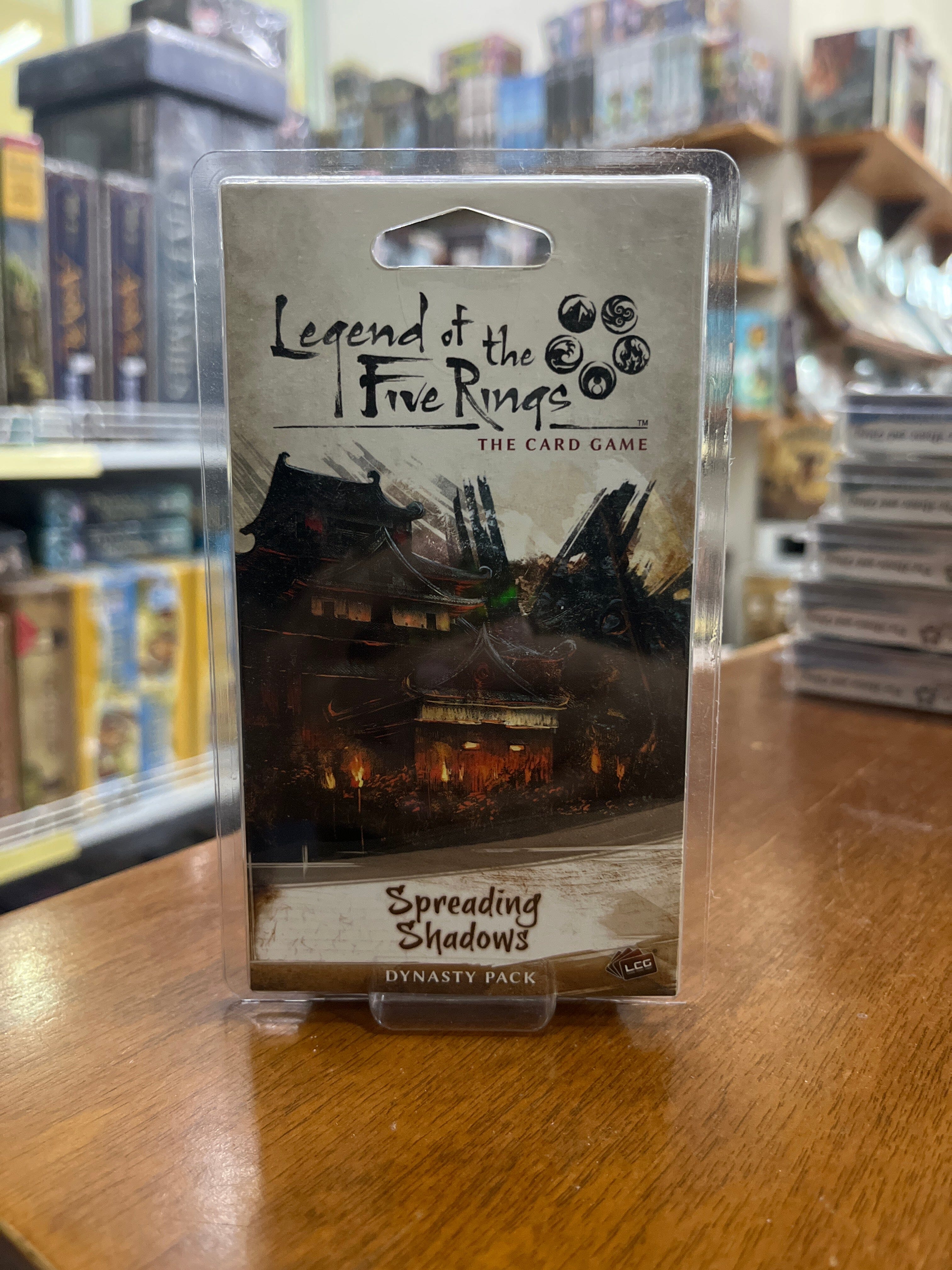 Legend of the Five Rings LCG: Spreading Shadows Dynasty Pack LCG FFG